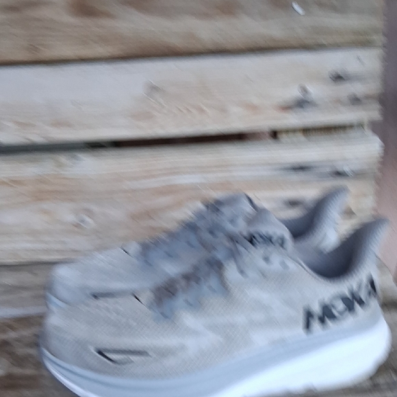 Hoka Clifton 9 Men's Light Gray Athletic Shoes - Picture 4 of 16